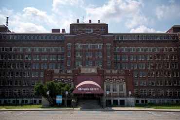 Clarity on Covid Count: Pandemic’s Toll on Seniors Extended Well Beyond Nursing Homes