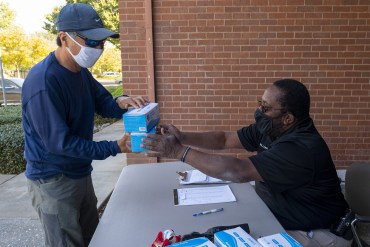The CDC’s New Guidelines on Covid Risk and Masking Send Confounding Signals