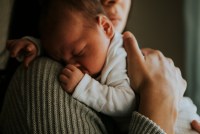 Many New Moms Get Kicked Off Medicaid 2 Months After Giving Birth. Illinois Will Change That.