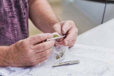A Veteran Started Vaping THC To Cope With Chronic Pain. Then He Got Very Sick.