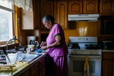 Patients Divided Over Alzheimer’s Drug: Is It a ‘Risk I’m Willing to Take’ or Just a ‘Magic Pill’?