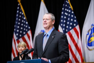 Massachusetts recluta a 1,000 rastreadores de contactos en su batalla contra COVID-19