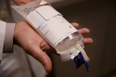 On Trump’s Last Full Day, Nation Records 400,000 Covid Deaths
