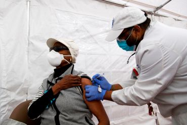 Vaccination Chaos in California Fuels Push to Recall Gov. Newsom