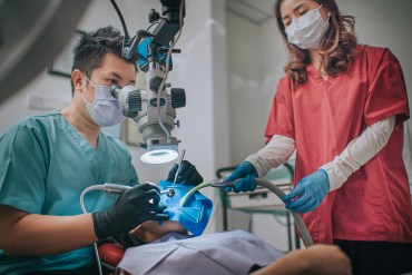 KHN’s ‘What the Health?’: Washington’s Slow Churn