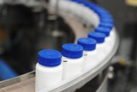 Estrategias comerciales de las grandes farmacéuticas dejan a estadounidenses sin poder comprar sus medicamentos