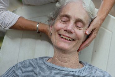 How to Negotiate With Resistant Aging Parents? Borrow These Tips From the Business World