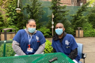 Teen Volunteers Get a Foot in the Door for Nursing Home Careers