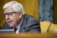 False Lead: Senator’s Offer To Help Patient Import Cheap Insulin Goes Nowhere