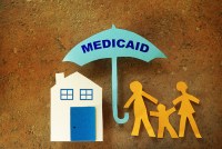 ¿Medicaid cubre todo eso? Cómo es el programa de salud más grande del país
