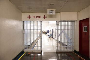 Telemedicina abre las puertas para que presos reciban atención de especialistas